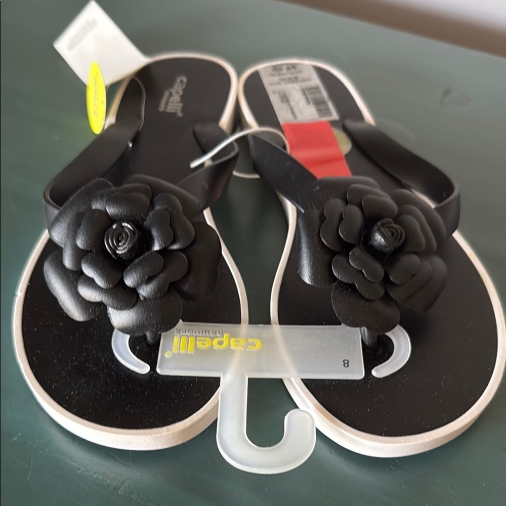 Capelli of New York Black Floral Sandals